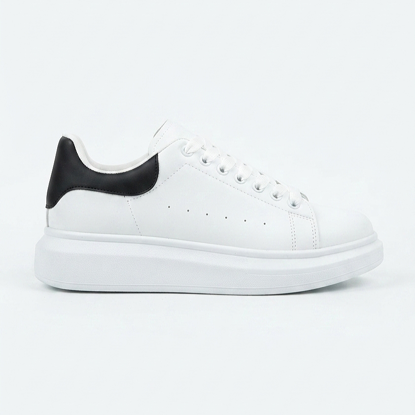 SPECTRA-01 Günlük Bağcıklı Ortopedik Kadın Sneaker Beyaz Siyah
