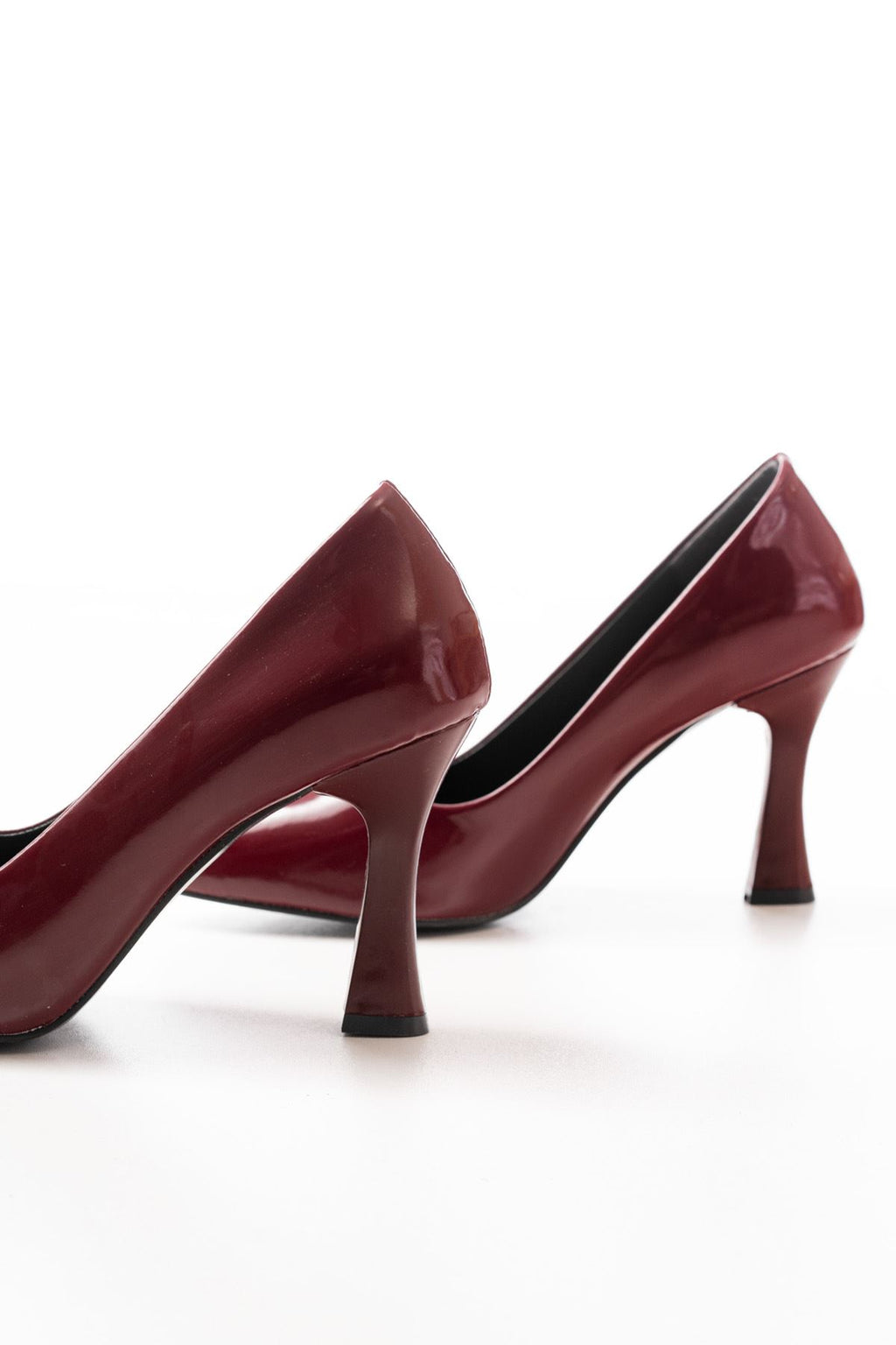 ZRİN-001 Premium Bordo Rugan Günlük 9 cm Topuklu Stiletto