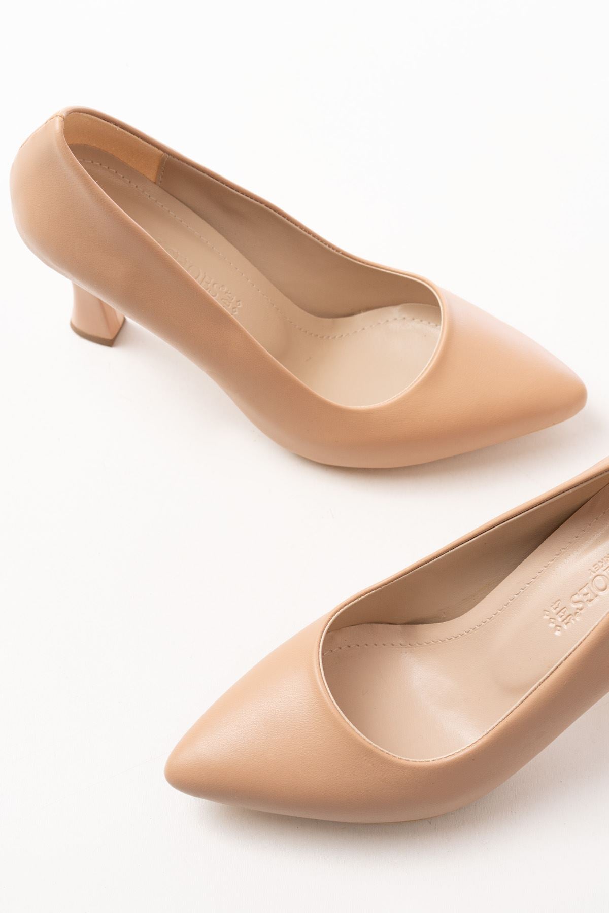 ZRİN-001 Premium Nut Günlük 9 cm Topuklu Stiletto