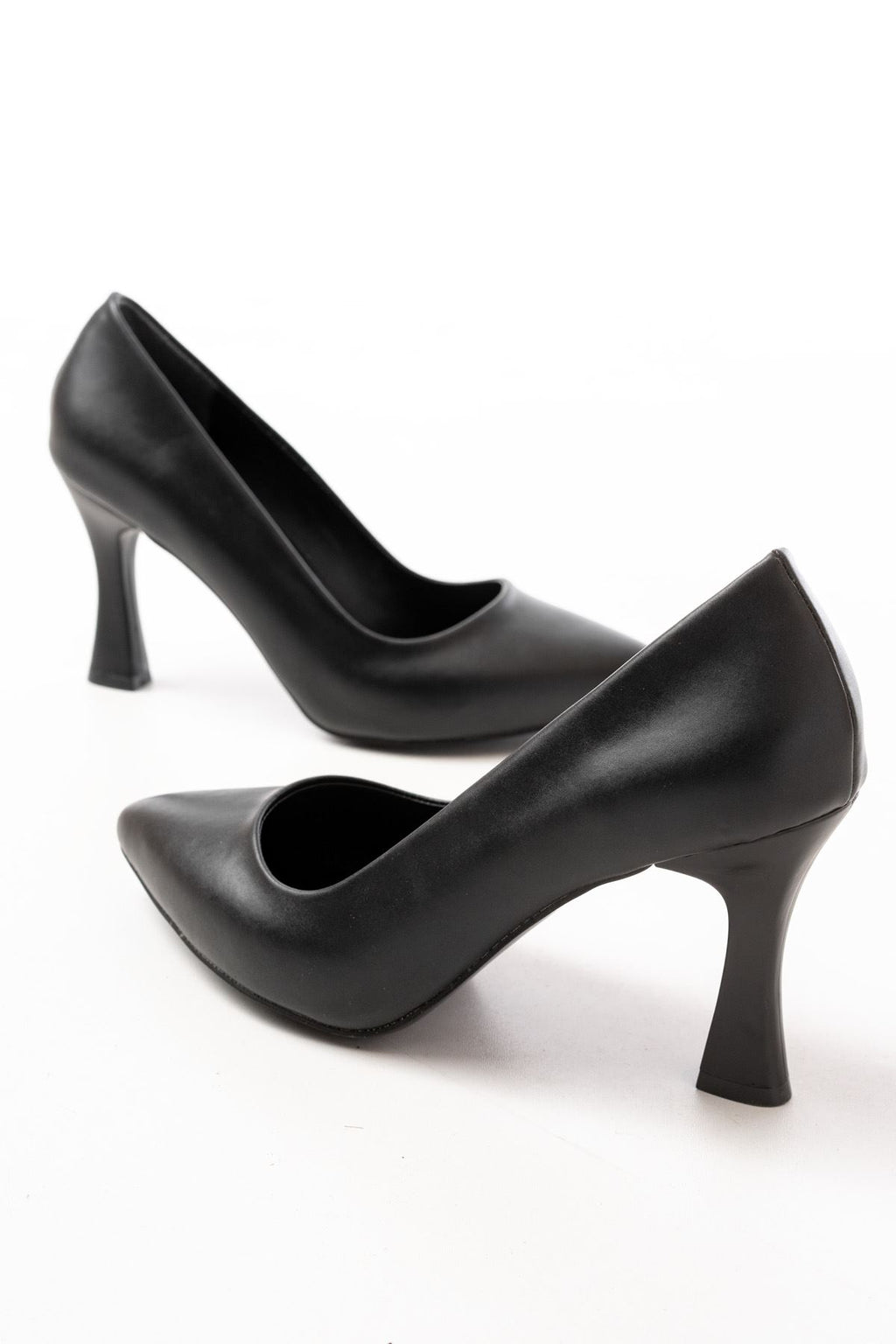 ZRİN-001 Premium Siyah Günlük 9 cm Topuklu Stiletto
