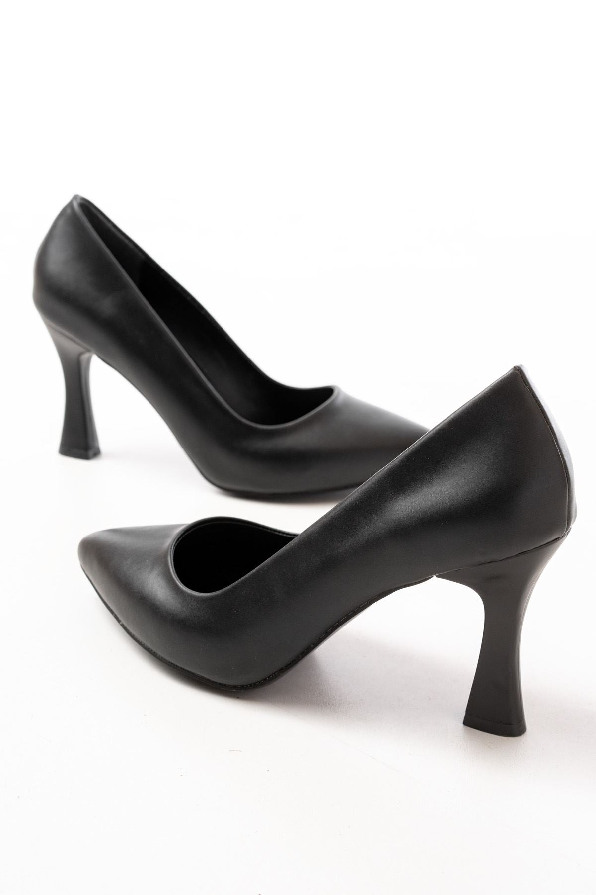 ZRİN-001 Premium Siyah Günlük 9 cm Topuklu Stiletto