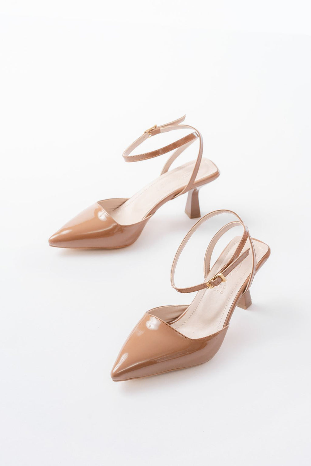 ZRİN-004 Vizon Rugan Günlük 7 cm Topuklu Ayakkabı