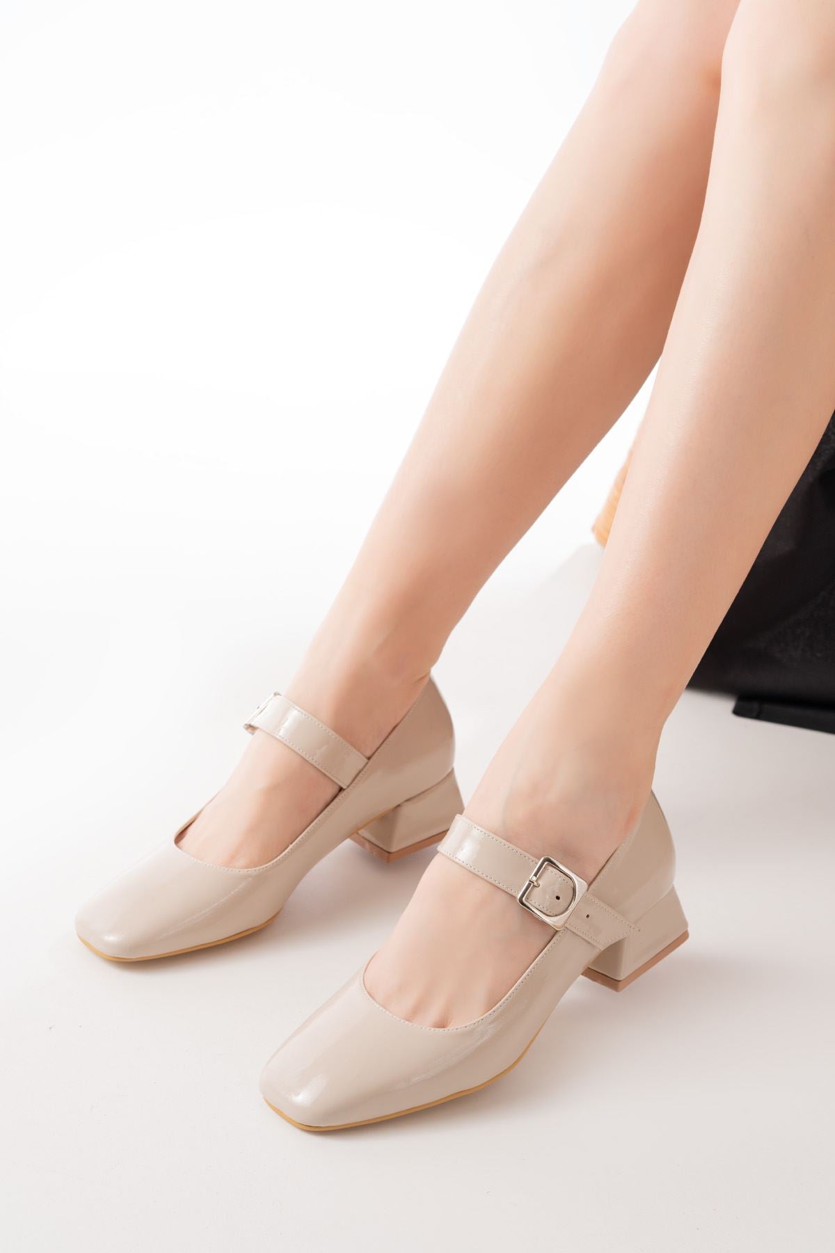 ZRİN-006 Bej Rugan Günlük 4 cm Topuklu Ayakkabı