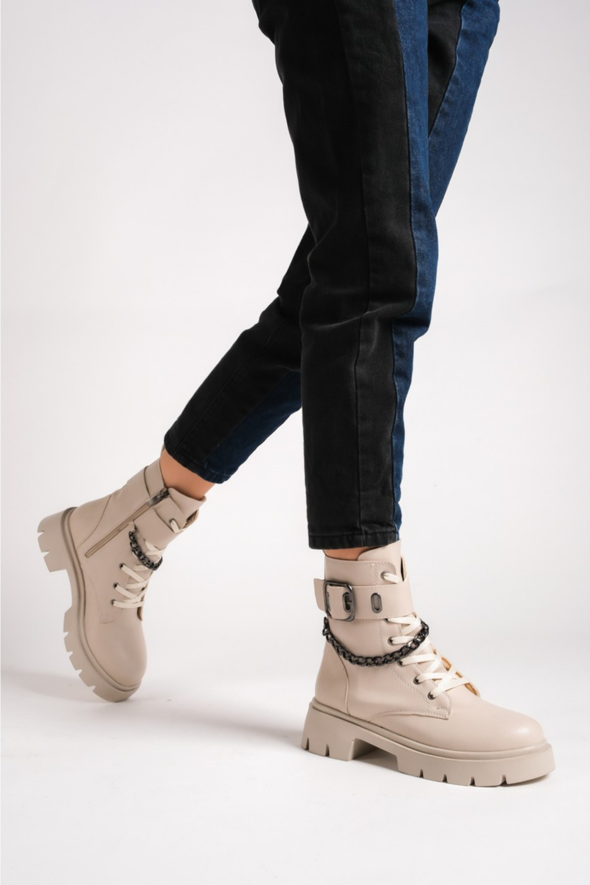 Manoral Waterproof Chain Zippered Women's Beige Boots 