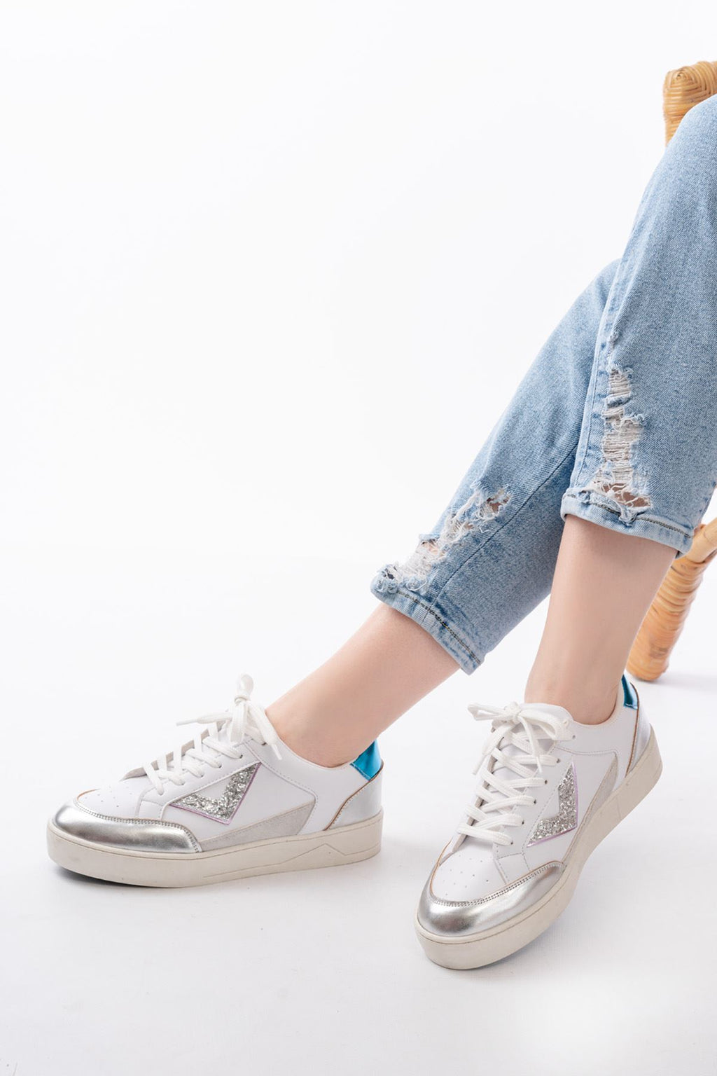ZRİN-01 Premium Beyaz Garni Bağcıklı Kadın Sneaker