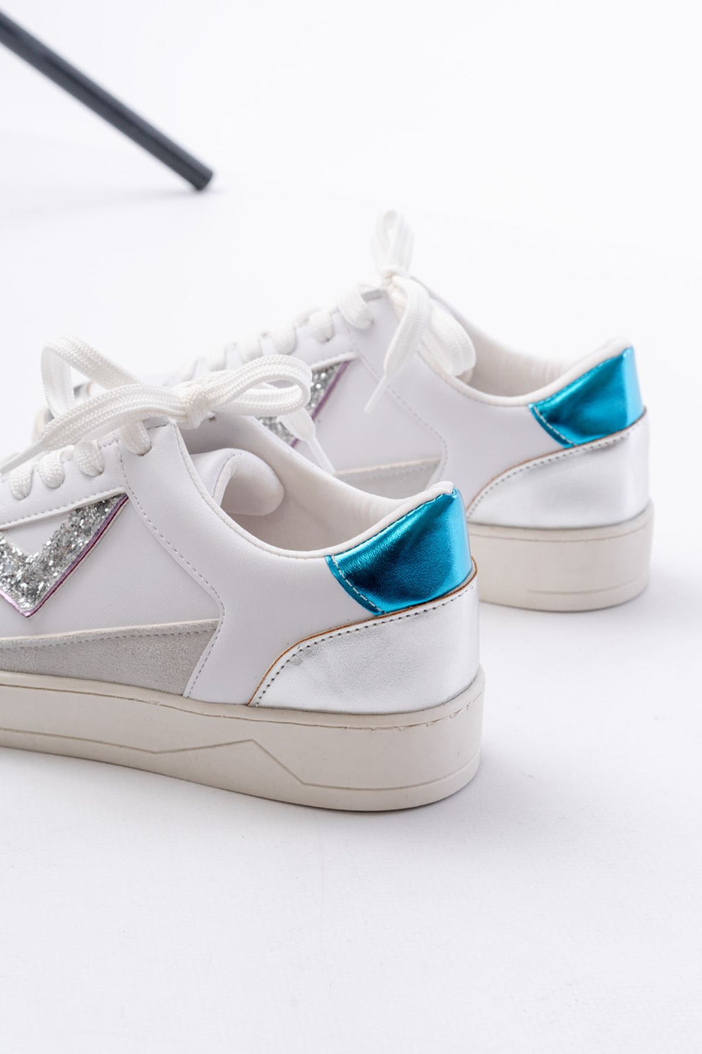 ZRİN-01 Premium Beyaz Garni Bağcıklı Kadın Sneaker
