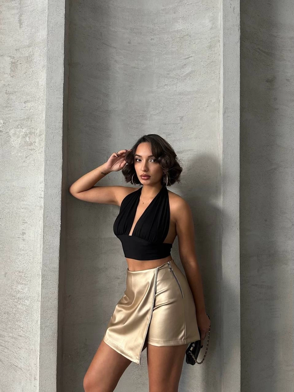 Taşlı Şort Etek Deri Gold