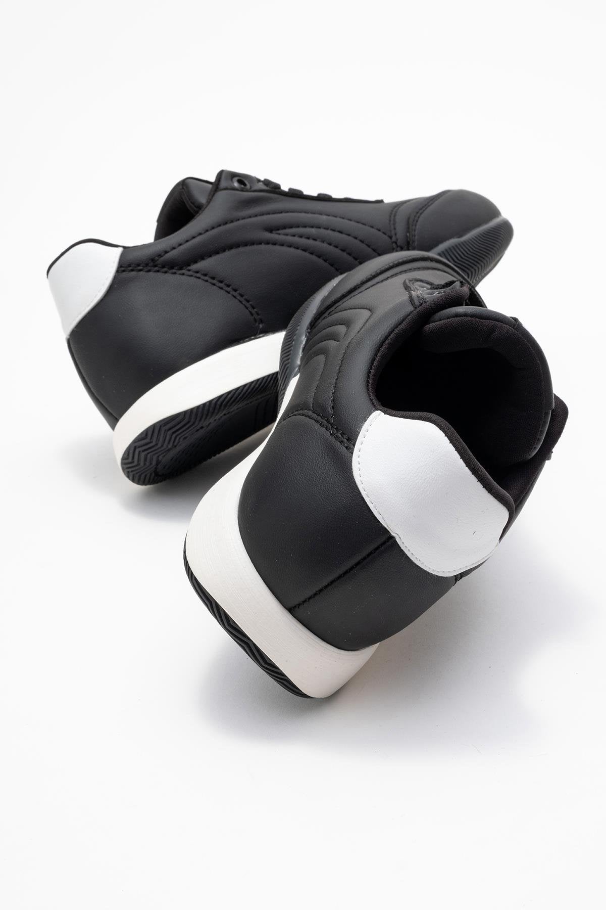 Virto Premium Siyah Bağcıklı Kadın Spor Ayakkabı