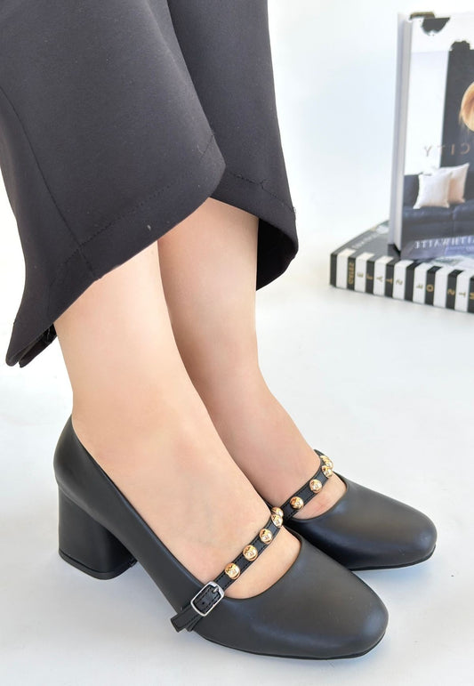 Jecci Black High Heels