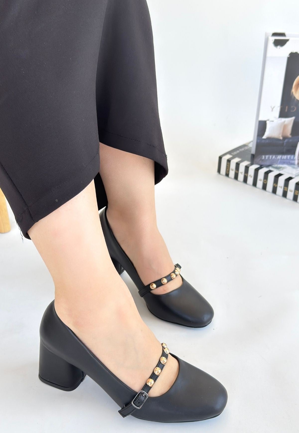 Jecci Black High Heels