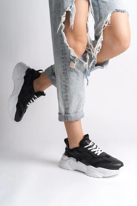 Essen Bağcıklı Triko Detaylı Bağcıklı Siyah Beyaz Kadın Sneaker