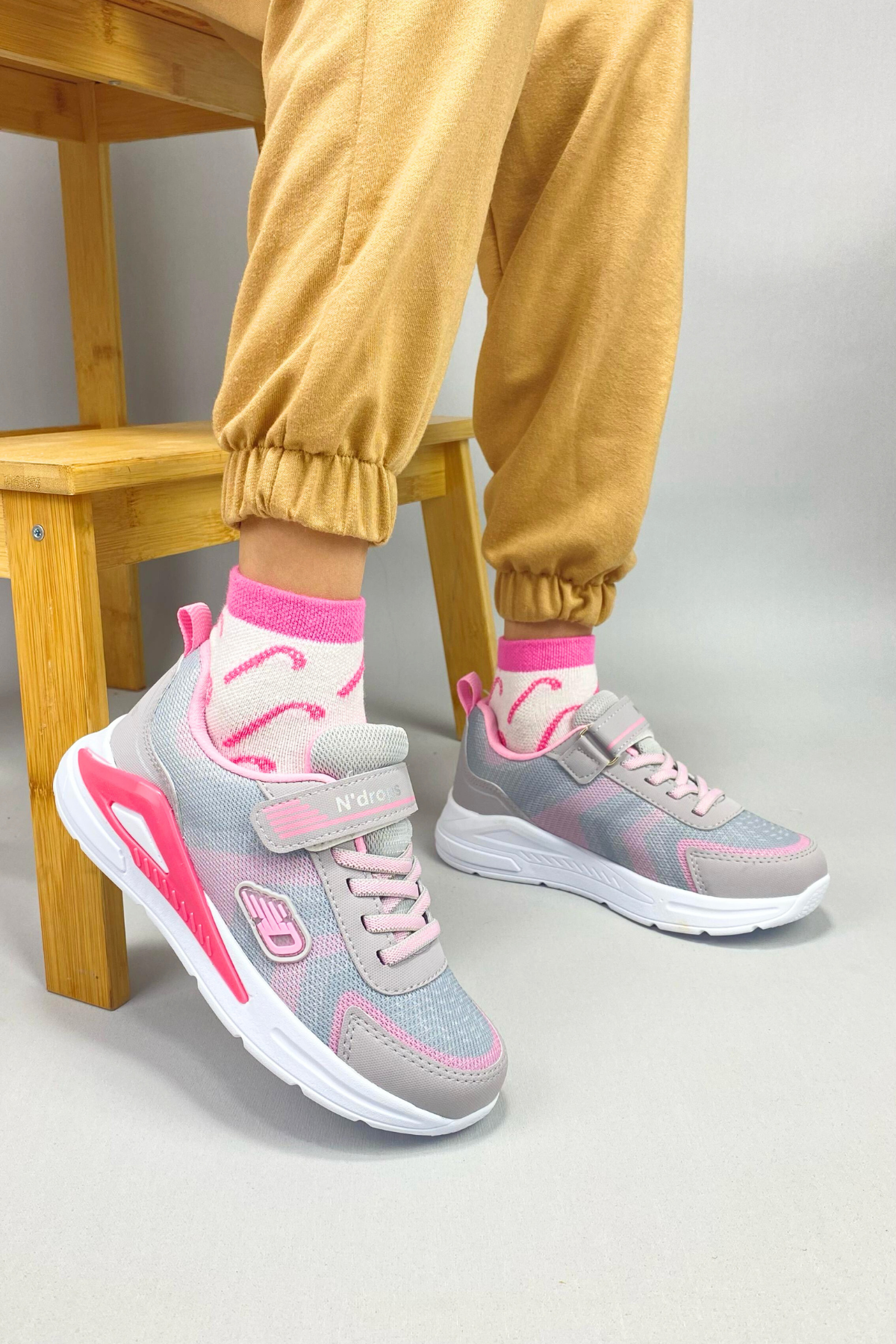 Vinyus Mevsimlik Buz Pudra Cırtlı Kız Çocuk Spor Ayakkabı