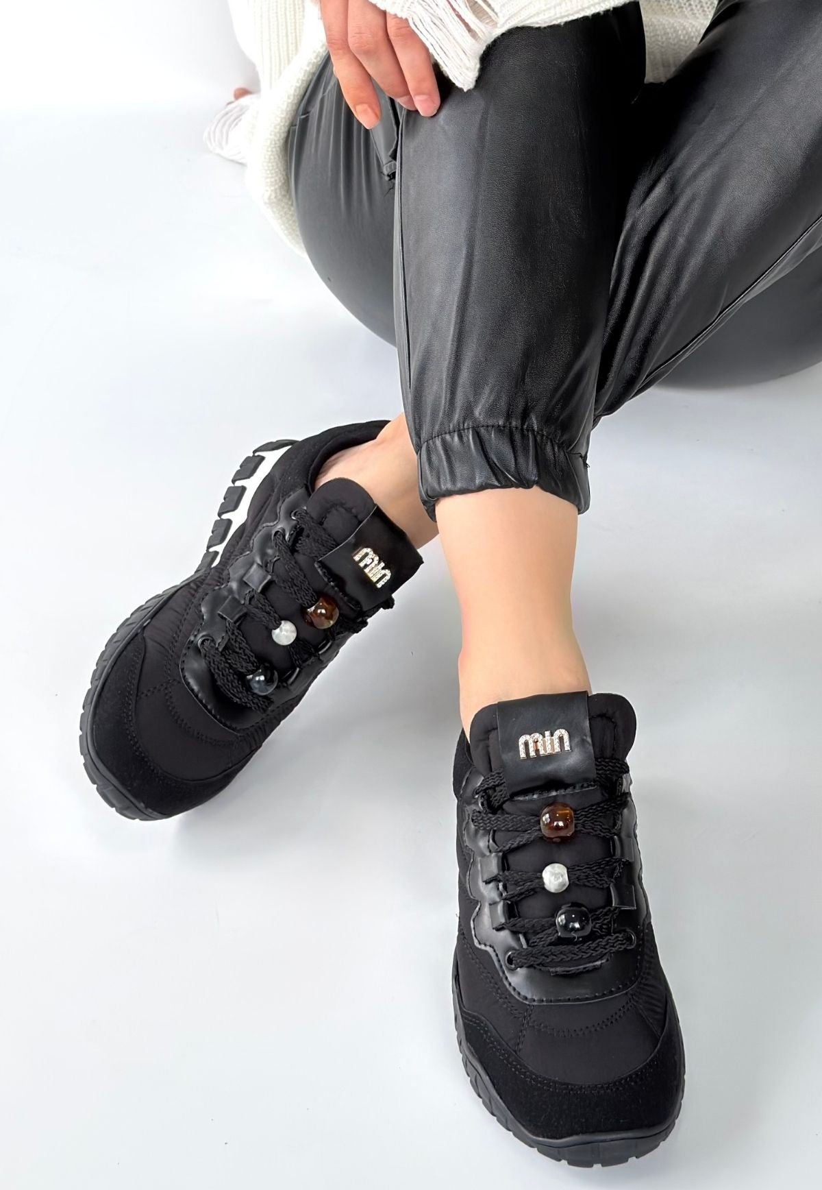 Tues Premium Siyah Nubuk Bağcıklı Kadın Sneaker