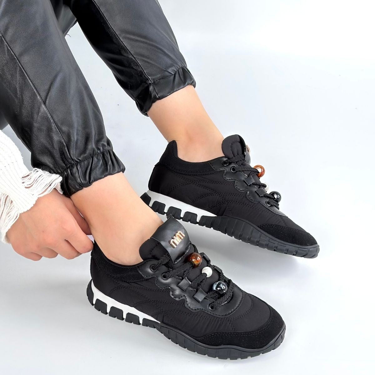 Tues Premium Siyah Nubuk Bağcıklı Kadın Sneaker