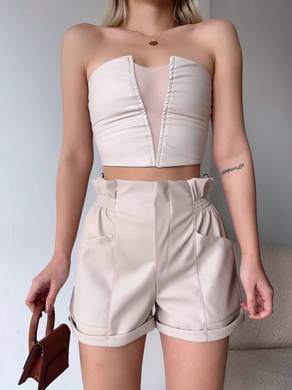 Tüllü Deri Crop Bej