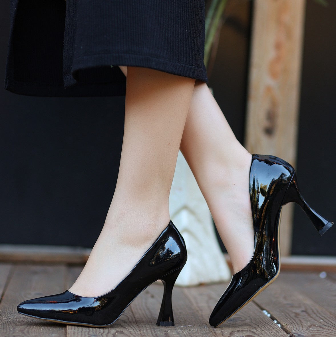 ULBA Siyah Rugan Sivri Burun 8 cm Stiletto