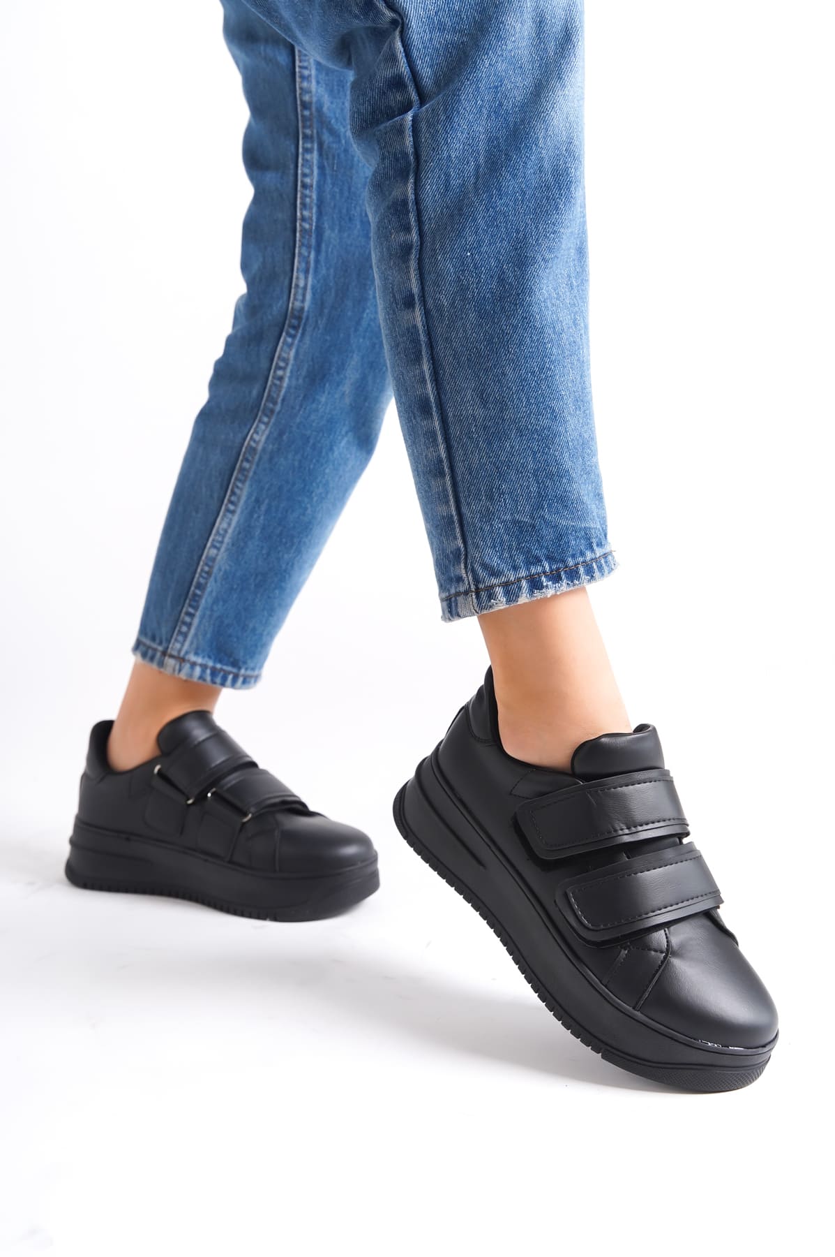 VALENCIA Velcro Orthopedic Sole Women's Sneakers - Black