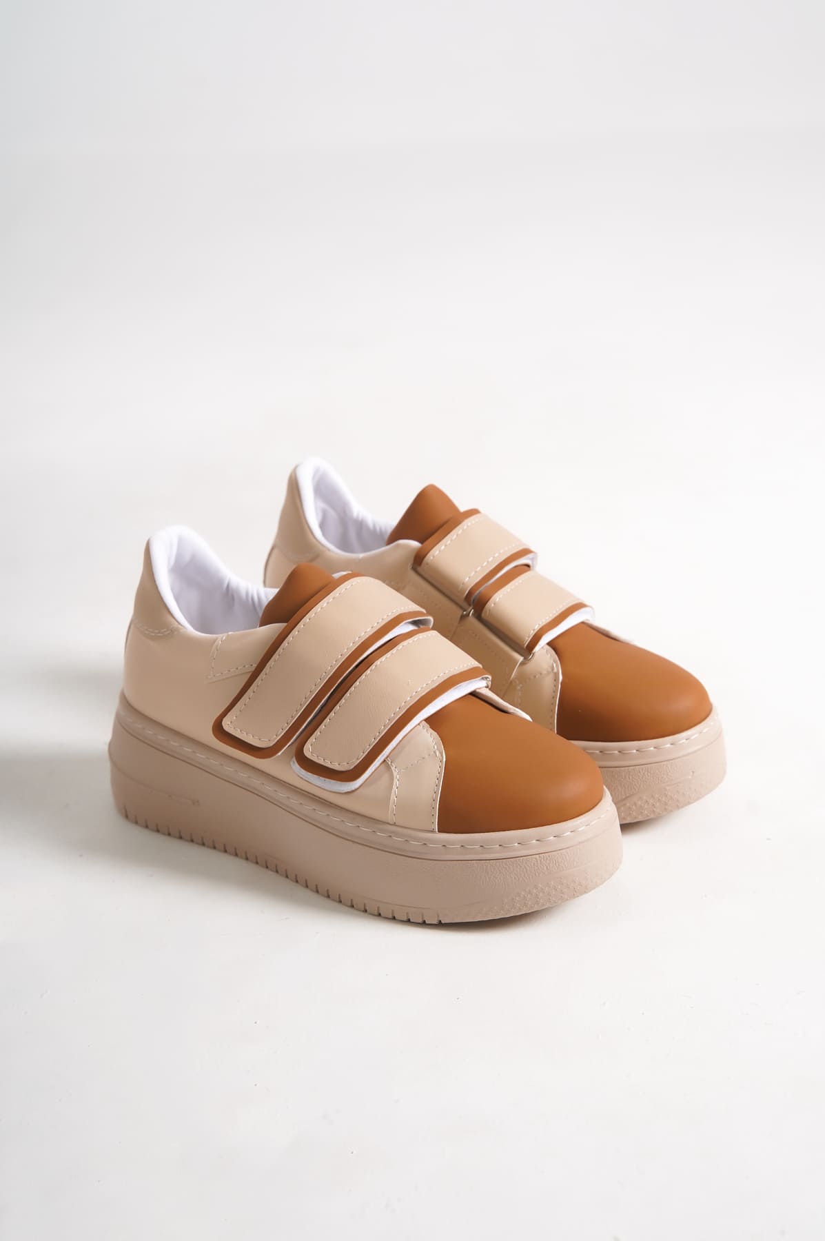 VALENCIA Velcro Orthopedic Sole Women's Sneakers - Brown