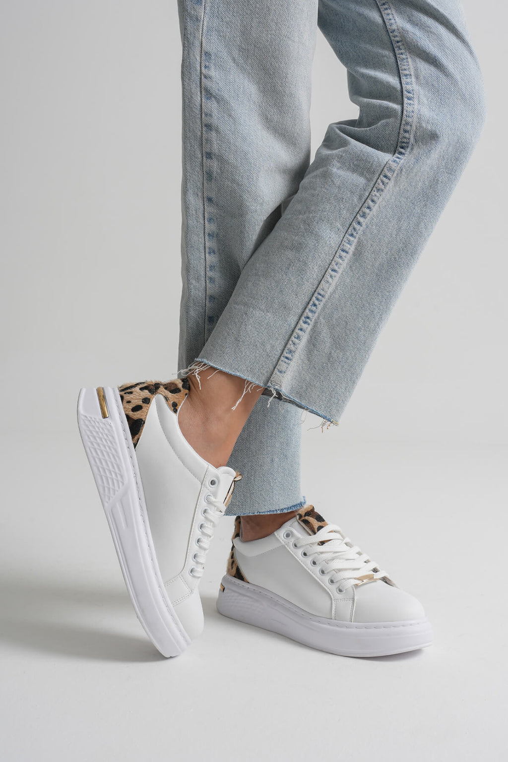 Vega Premium Leopar Detaylı Beyaz Kadın Sneaker