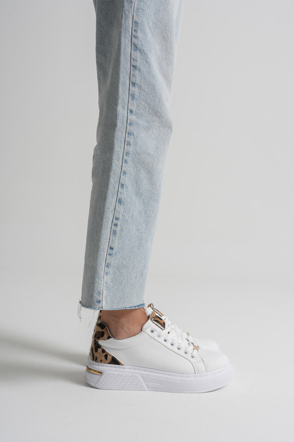 Vega Premium Leopar Detaylı Beyaz Kadın Sneaker