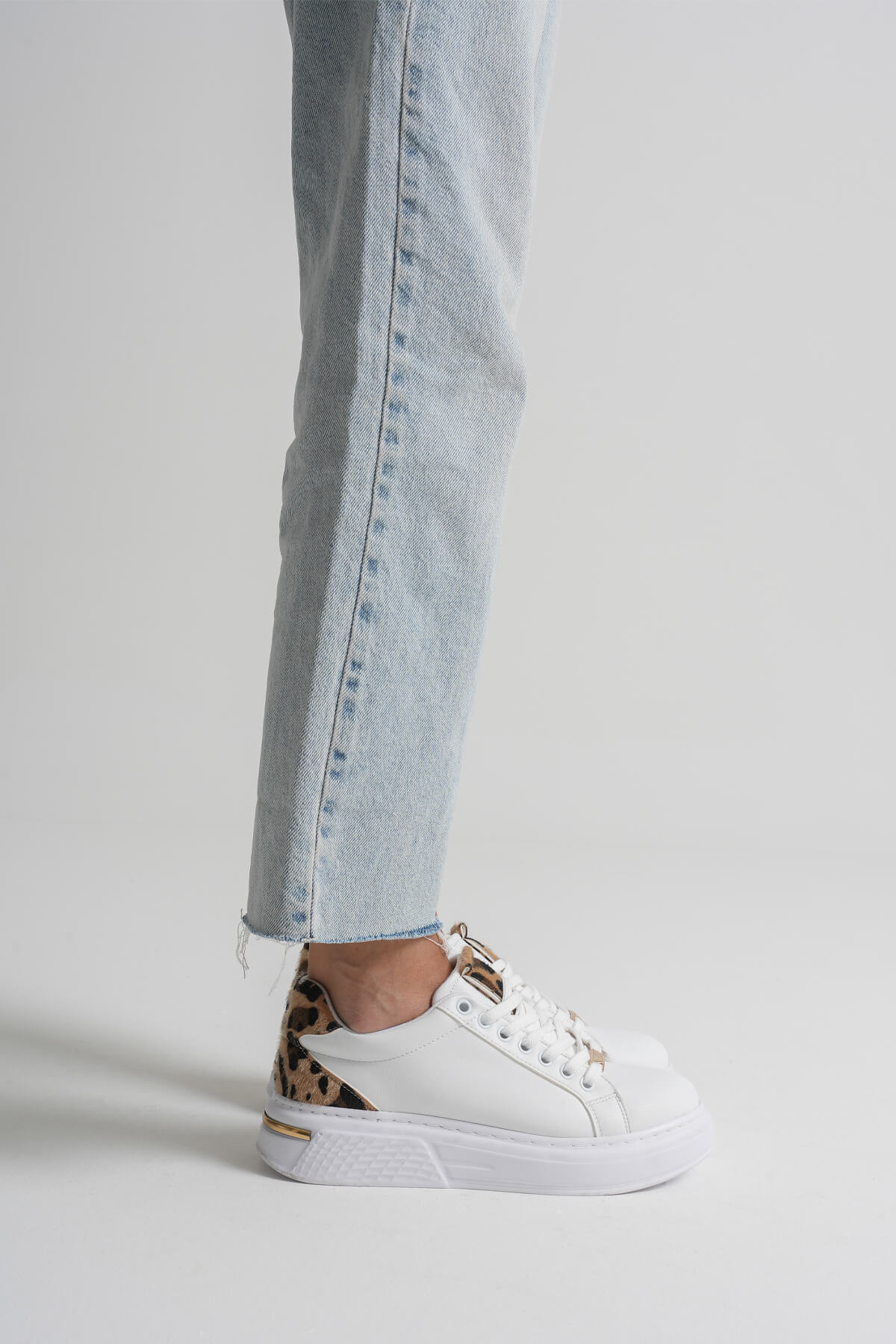 Vega Premium Leopar Detaylı Beyaz Kadın Sneaker