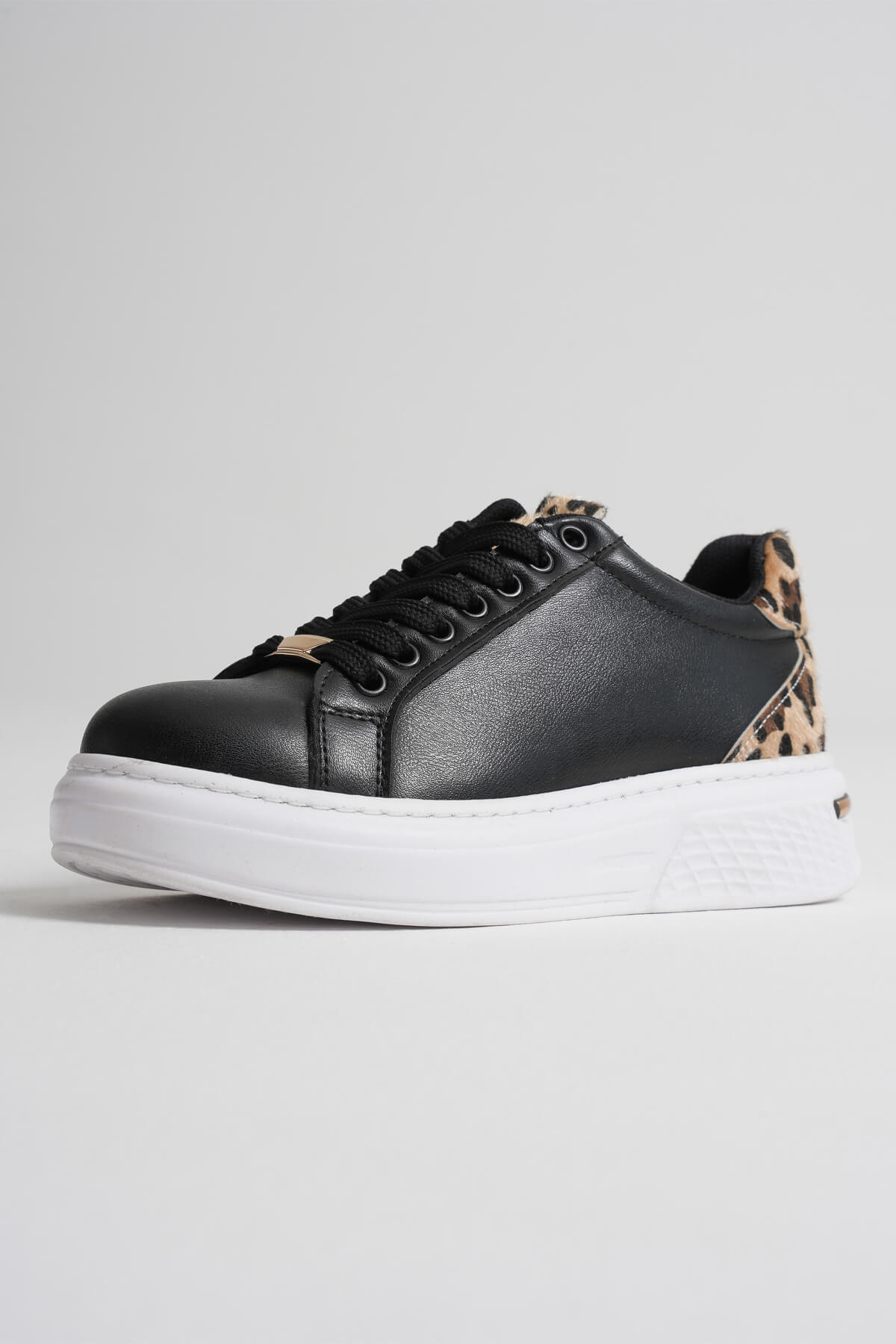 Vega Premium Platin Detaylı Siyah Kadın Sneaker