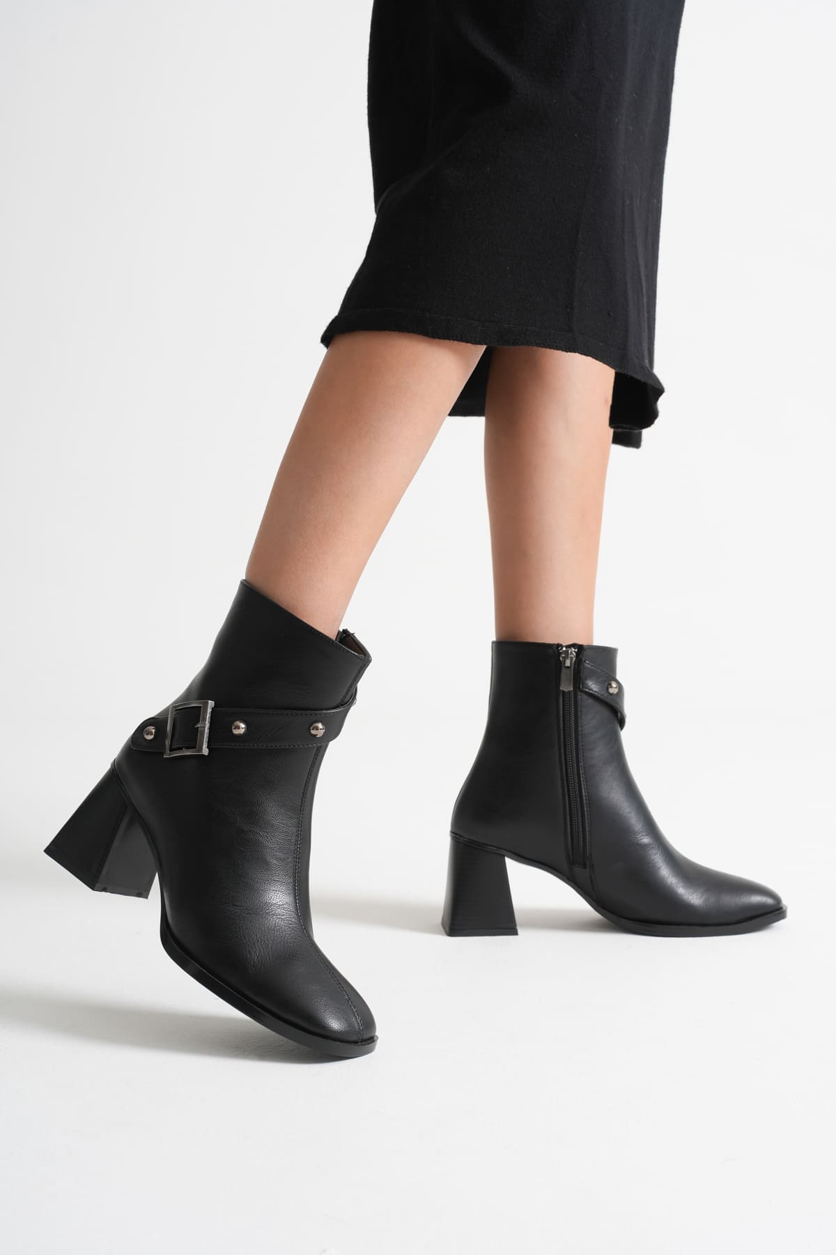 Limanu Premium Women's Black Heeled Boots