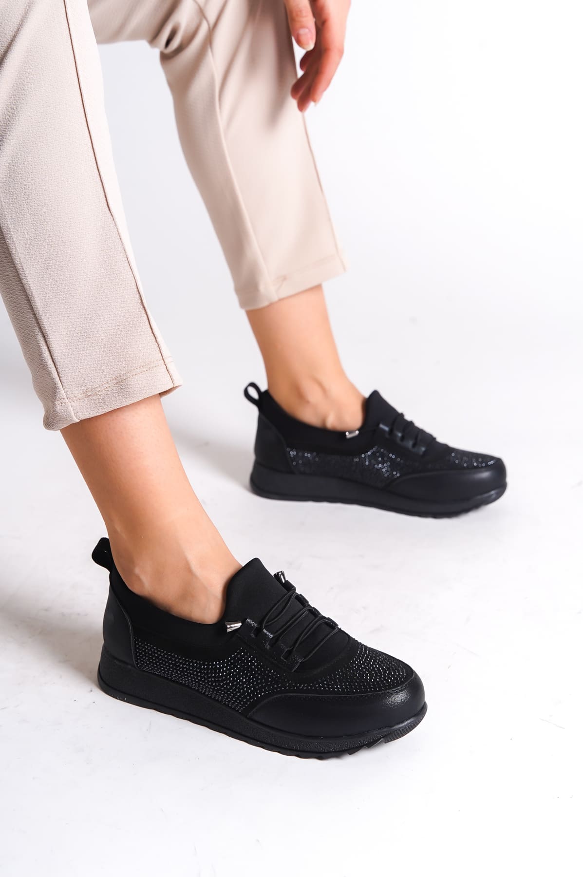 VIOLET Lastikli Ortopedik Rahat Taban Klasik Kadın Babet (Anne Ayakkabısı)