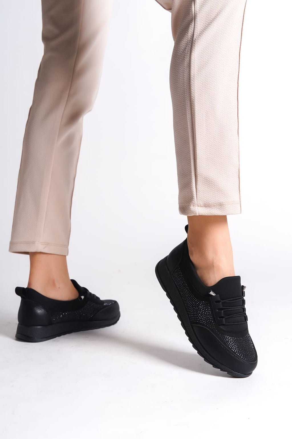 VIOLET Lastikli Ortopedik Rahat Taban Klasik Kadın Babet (Anne Ayakkabısı)