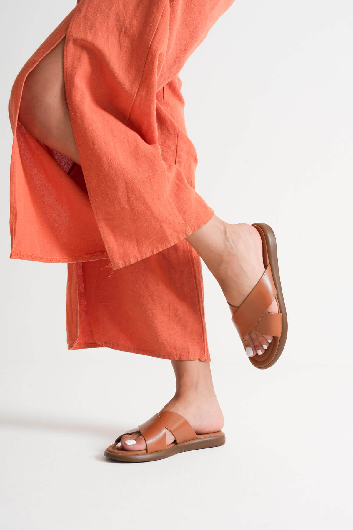 Weasley Premium Tan Genuine Leather Slippers