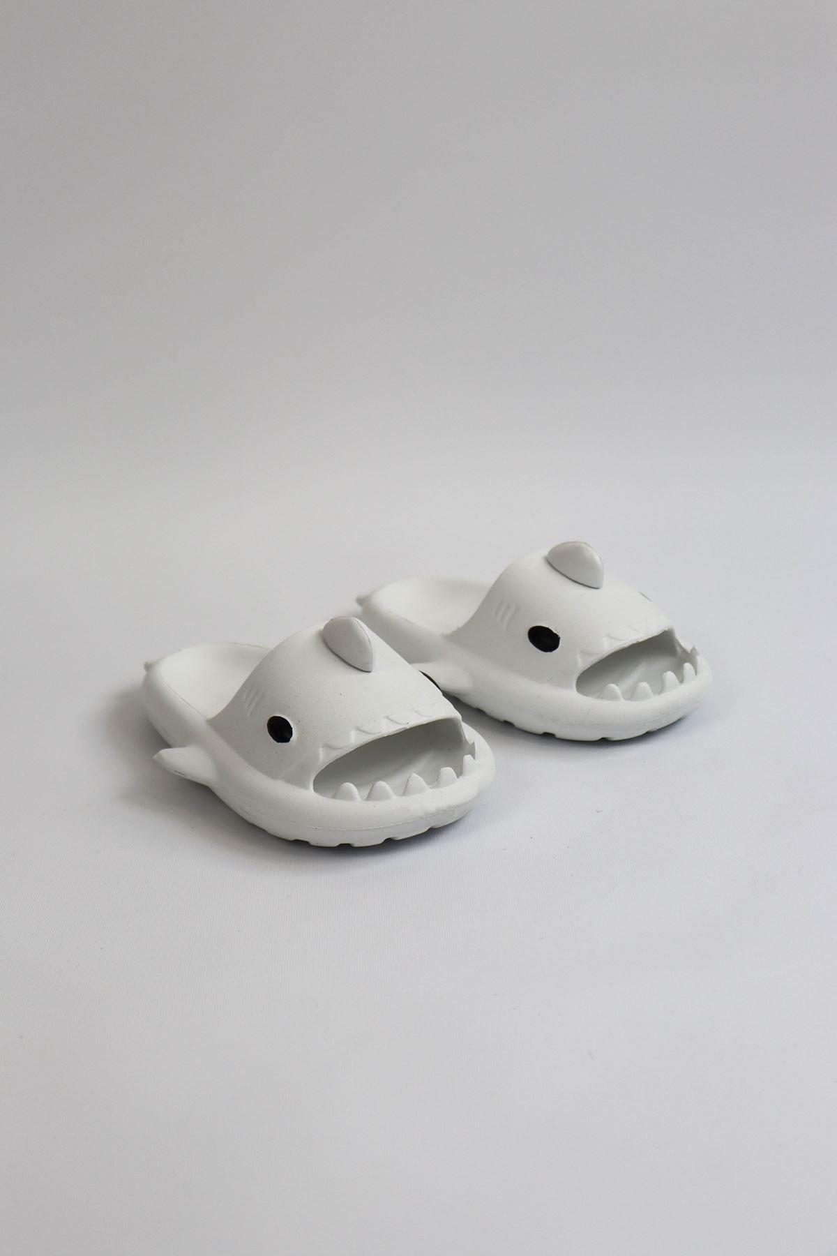 Köpekbalığı Beyaz Unisex Tam Ortopedik Çocuk Terlik Shark Slides