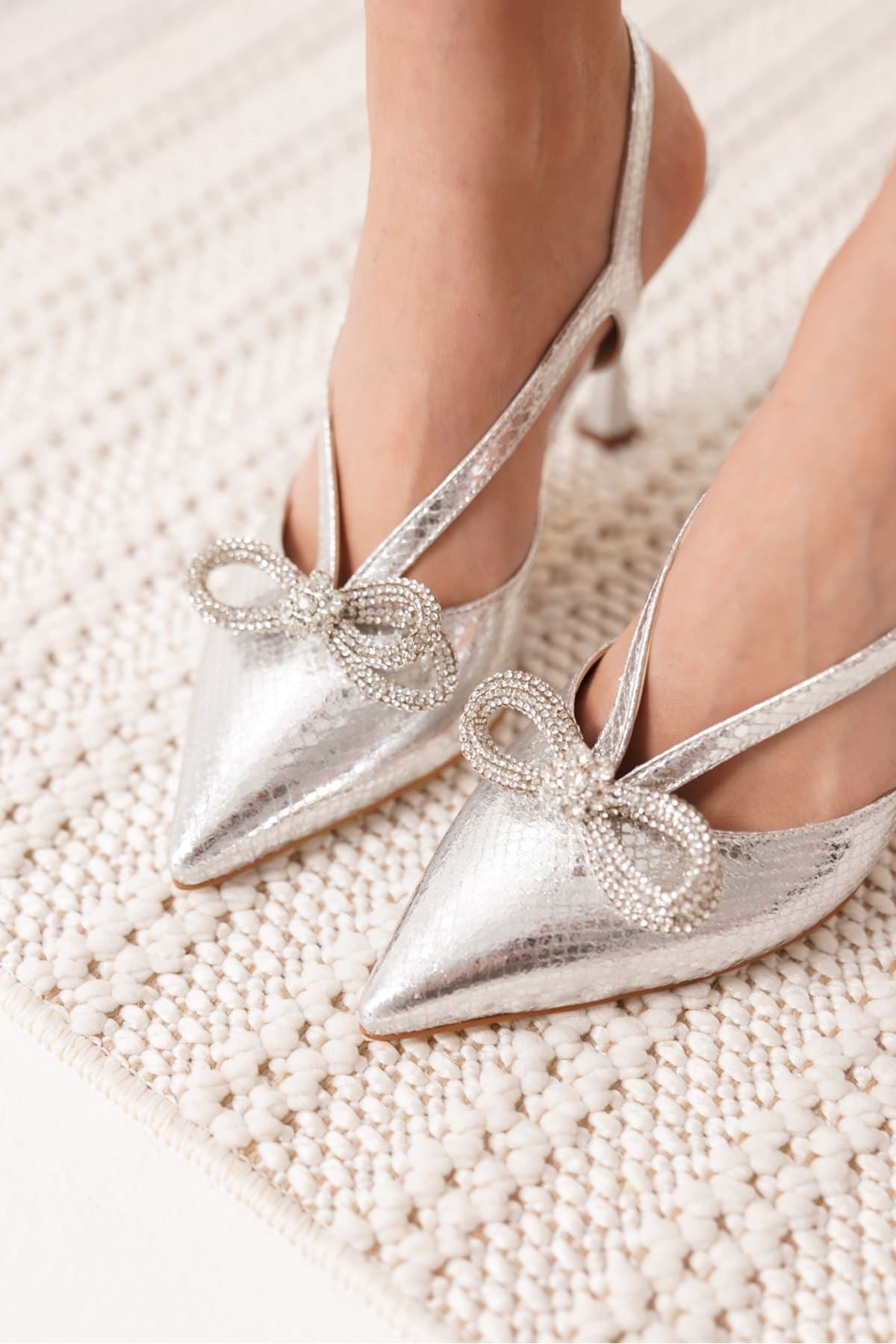 Wines Premium Women's Silver Heeled Shoes