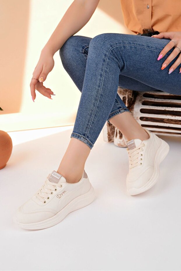 Yexo Premium Süper Ortopedik Bağcıklı Bej Kadın Sneaker