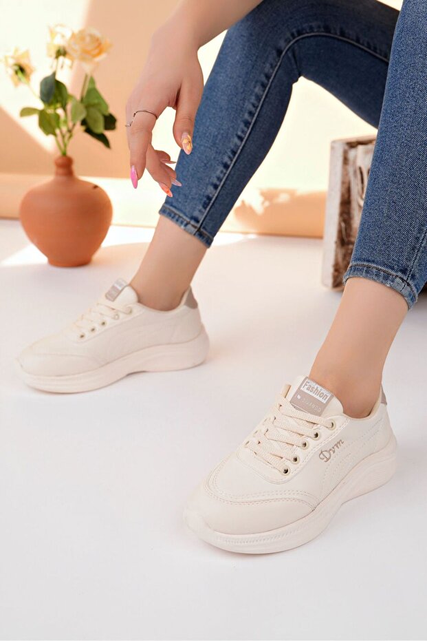 Yexo Premium Süper Ortopedik Bağcıklı Bej Kadın Sneaker
