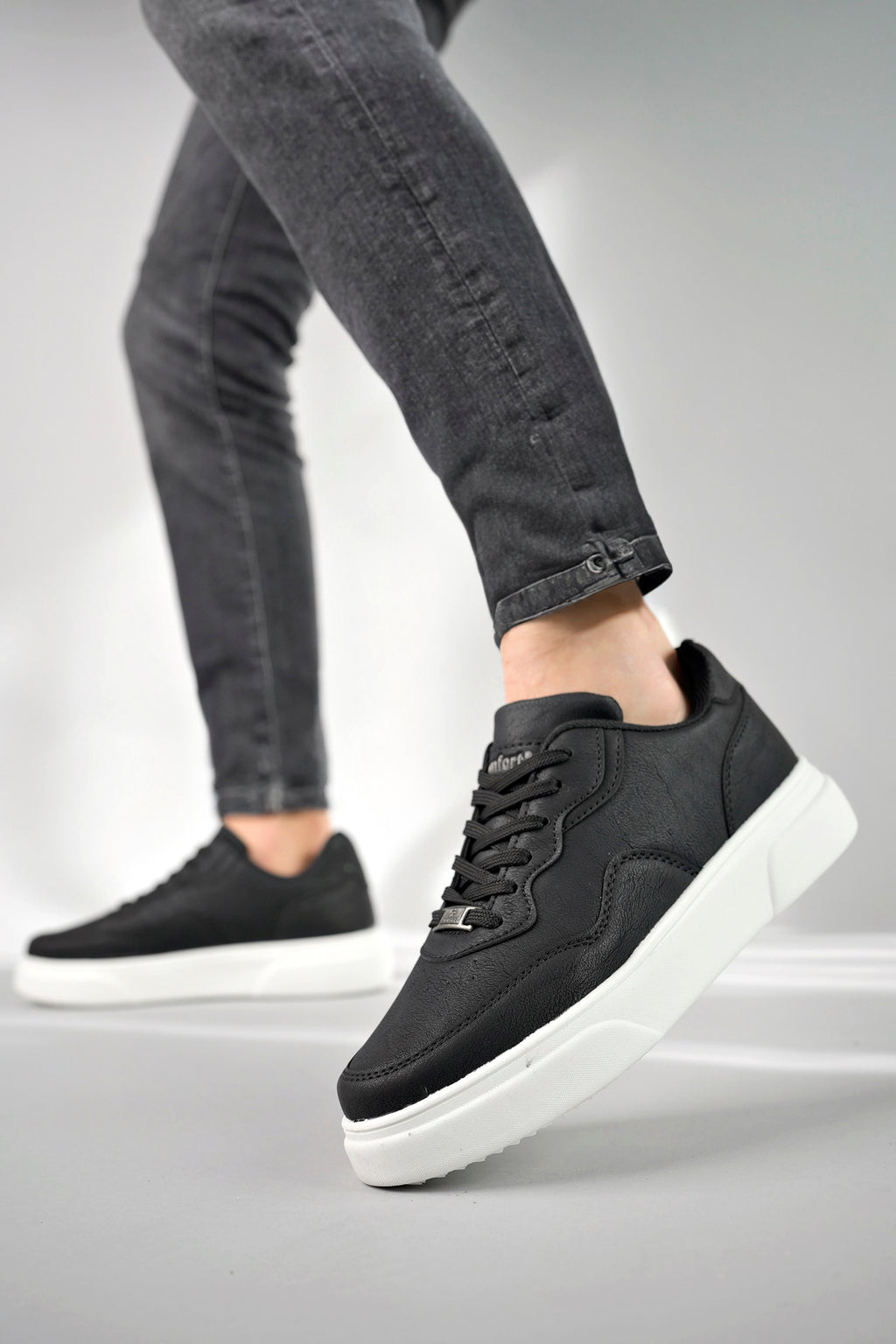 Jack Günlük Rahat Kalın Taban Siyah Beyaz Erkek Spor Ayakkabı