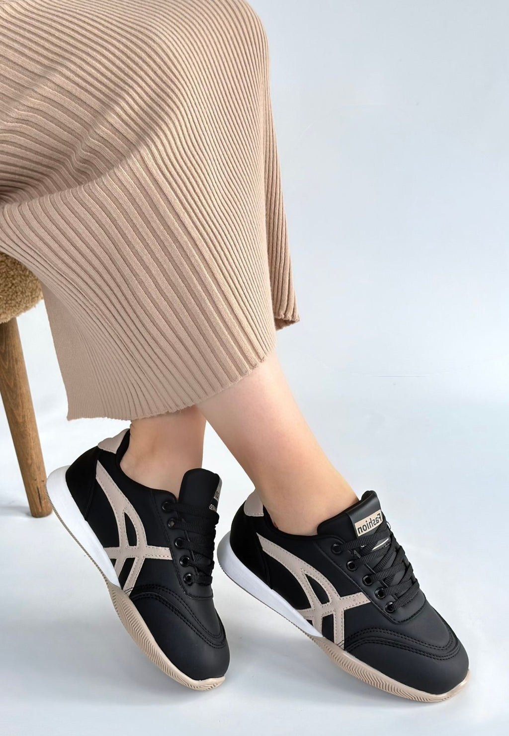 Zlay Premium Siyah Bej Bağcıklı Rahat Spor Ayakkabı