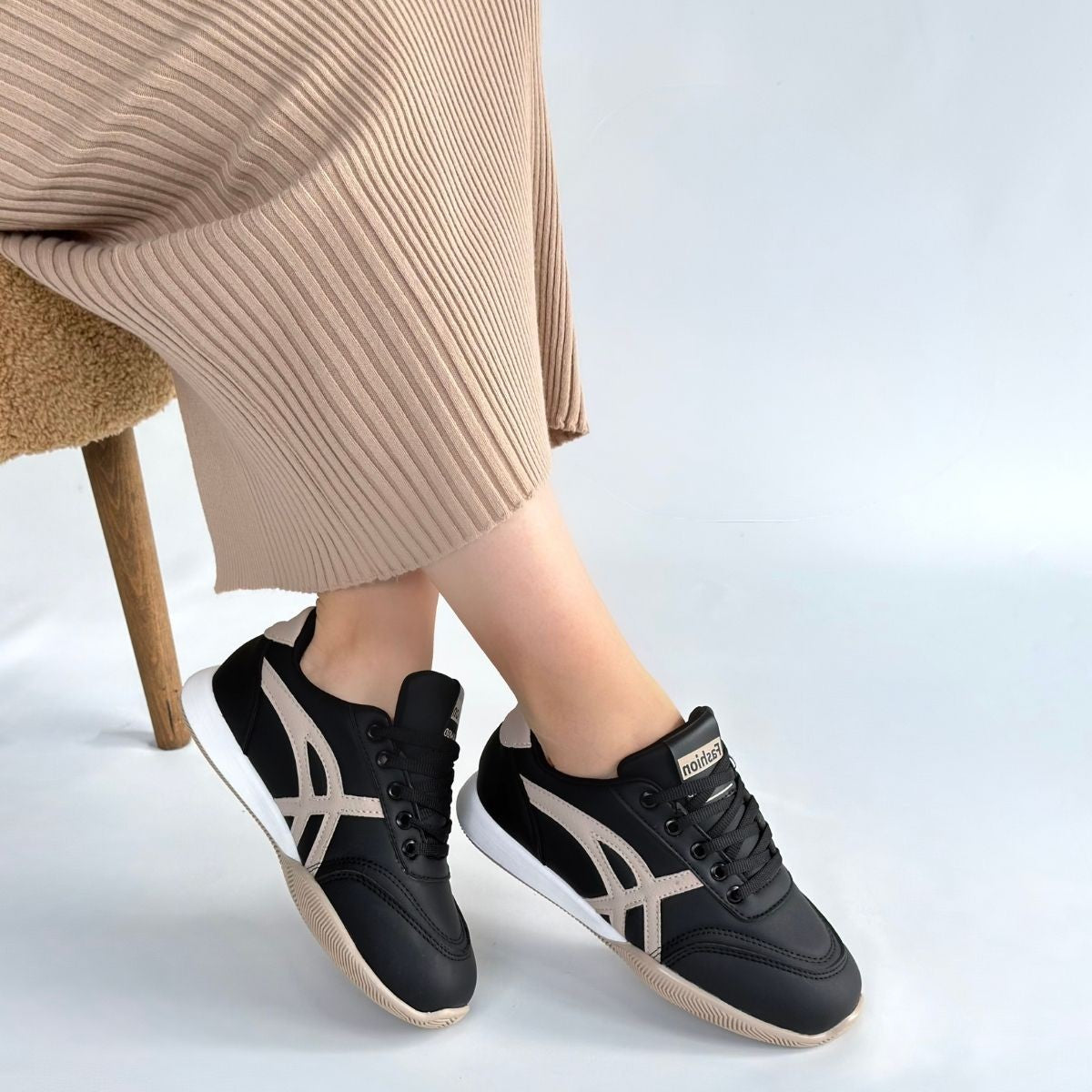 Zlay Premium Siyah Bej Bağcıklı Rahat Spor Ayakkabı