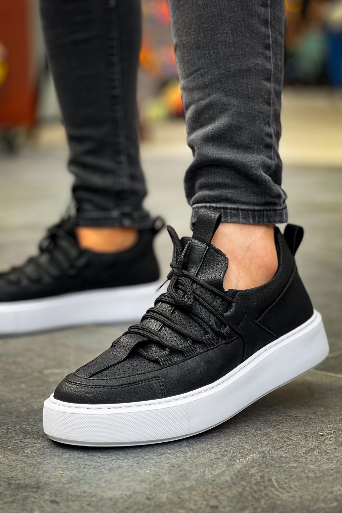 ZRC159 Premium Bağcıklı Ortopedik Erkek Sneaker Siyah Beyaz