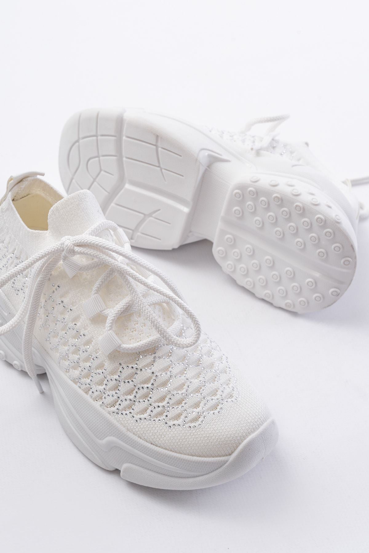 ZR-2024 Yüksek Kalite Beyaz Bağcıklı Triko Taşlı Slip-On Kadın Spor Ayakkabı
