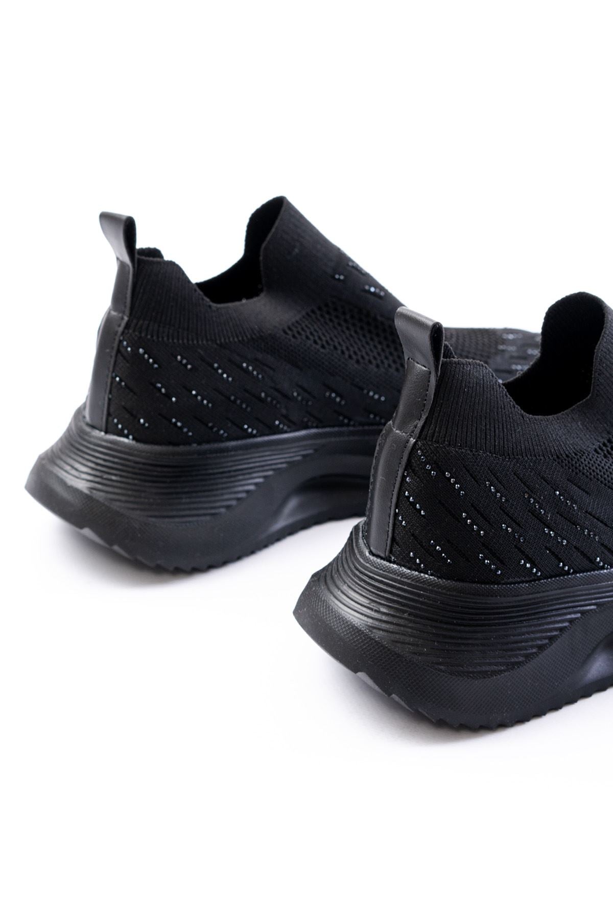 ZRİN-707 Siyah Triko Faillant Taban Slip-On Taşlı Kadın Spor Ayakkabı
