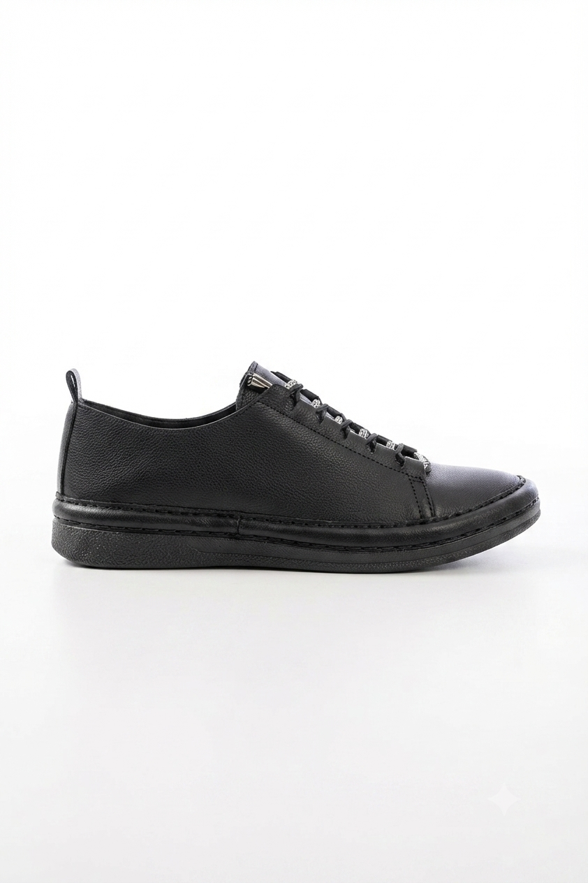 ZRİN-9026 Premium Siyah Bağcıklı Taş Aksesuarlı Kadın Sneaker