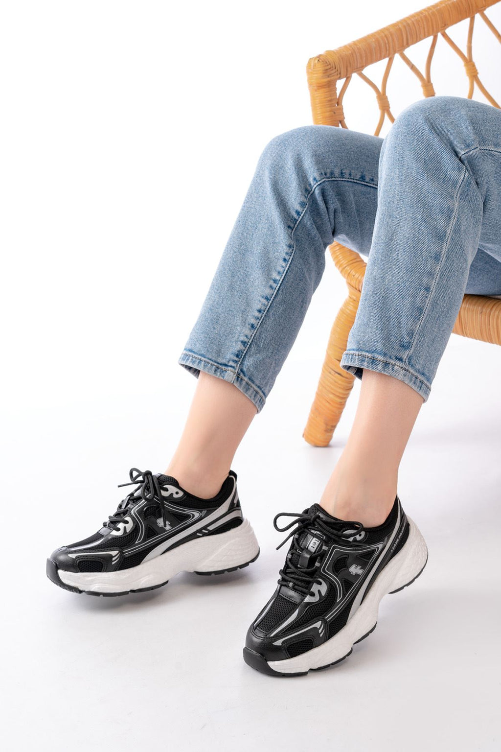 ZRİNF-329 Premium Siyah Günlük Bağcıklı Kadın Sneaker