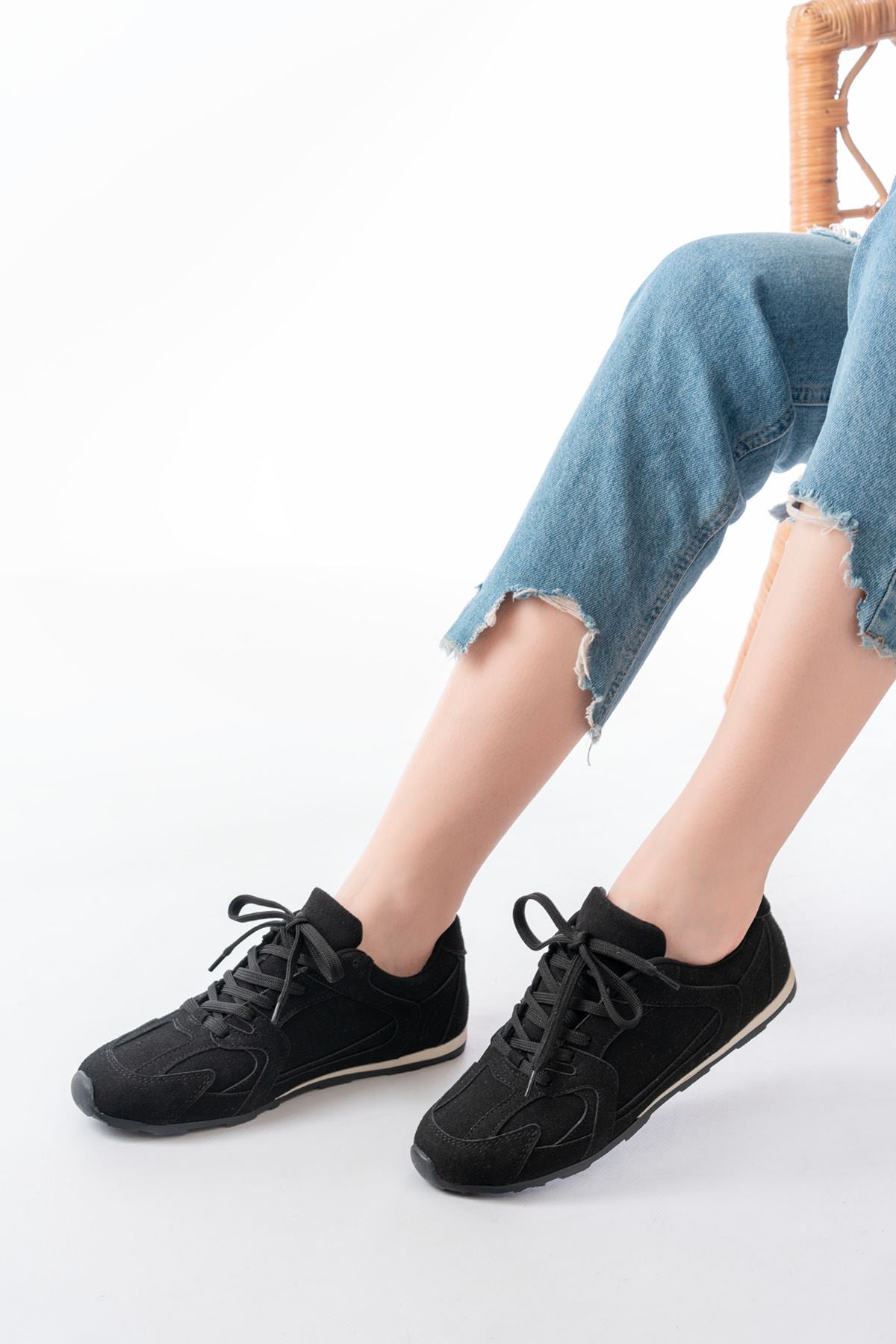 ZRİNRS-01 Premium Siyah Süet Ortopedik Günlük Kadın Sneaker