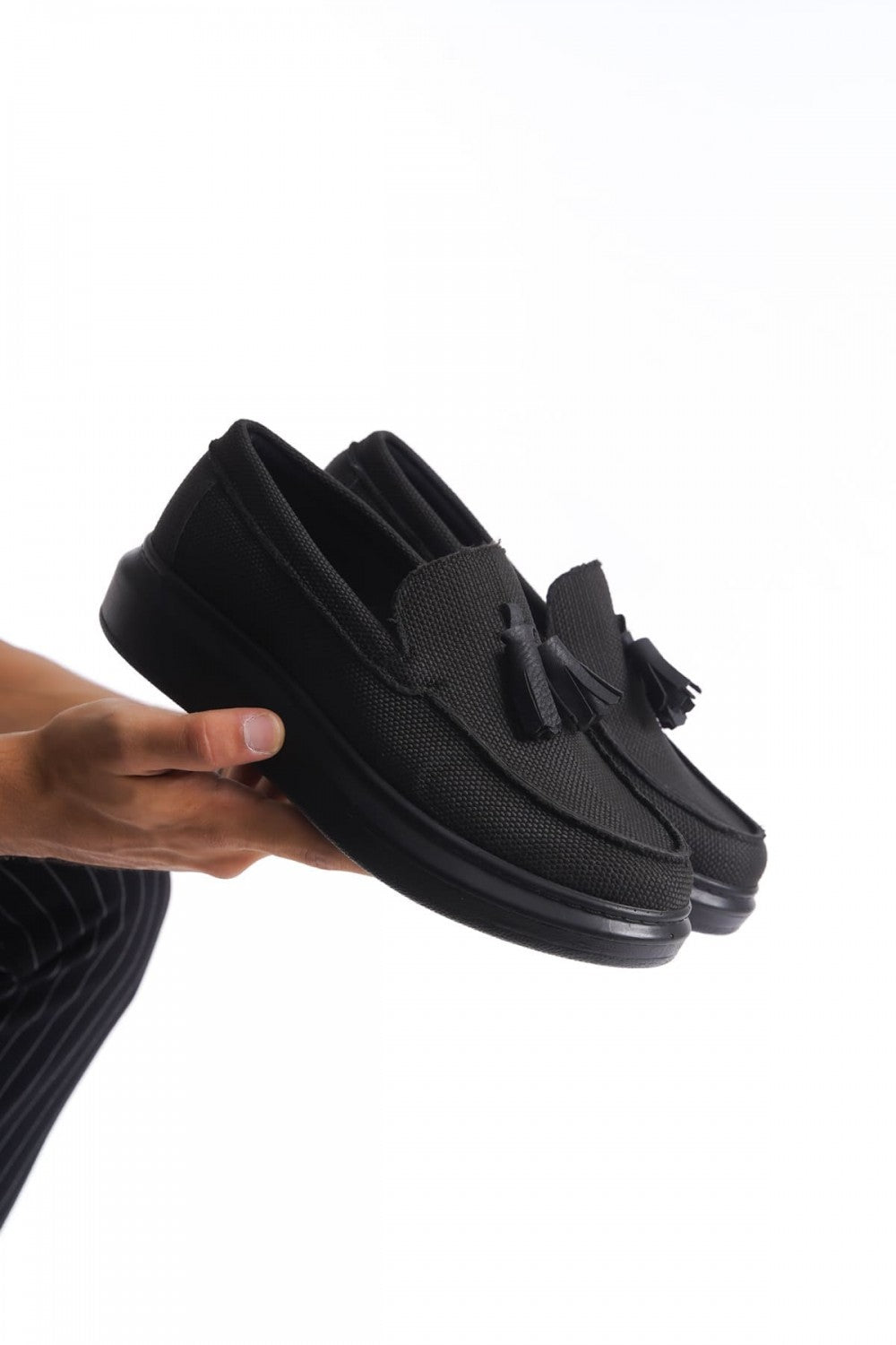JY154 Blaze Laceless Tasseled Men's Casual Classic Shoes - Linen Black
