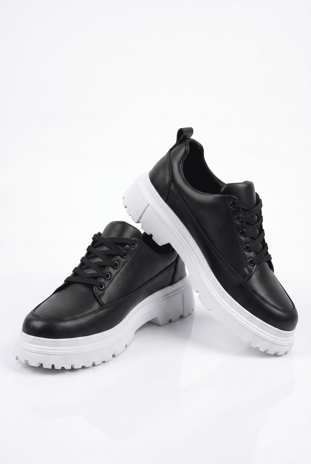 ZRK-702 Premium Siyah Beyaz Günlük Erkek Casual Sneaker