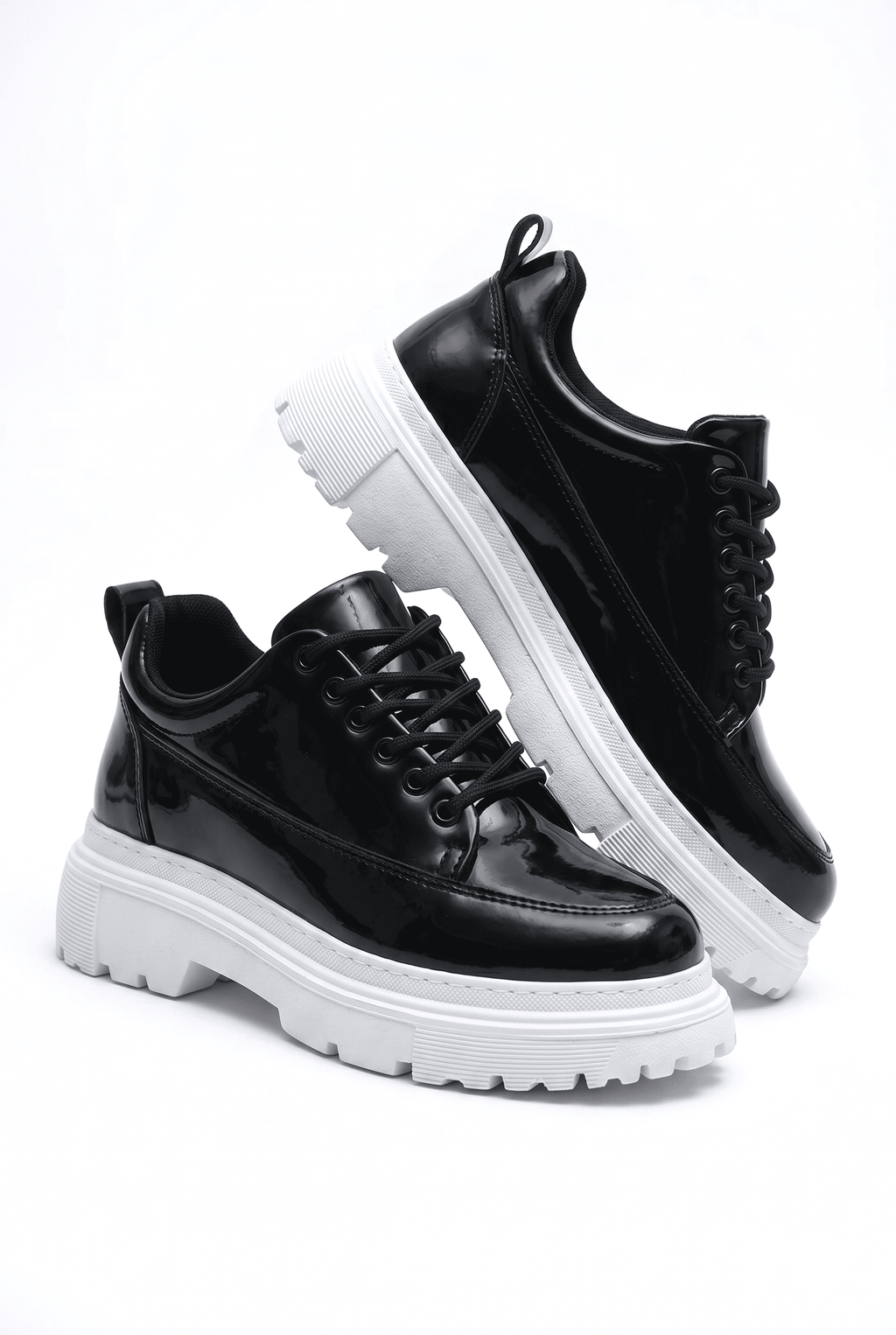 ZRK-702 Premium Siyah Beyaz Rugan Günlük Erkek Casual Sneaker