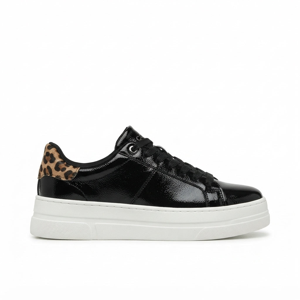 ZRNE-001 Premium Siyah Rugan Bağcıklı Kadın Sneaker